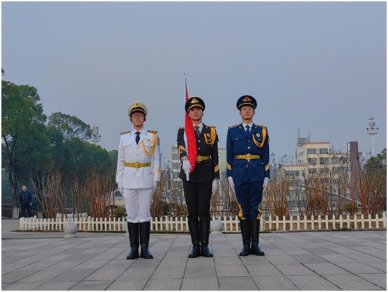 1677572078443017139.jpg 升旗仪式3.jpg