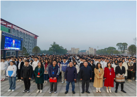 1677572146537050305.jpg 升旗仪式1.jpg